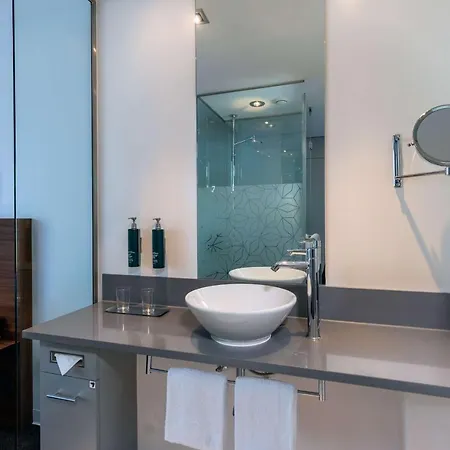 Doubletree By Hilton Frankfurt Niederrad Hotel 4*