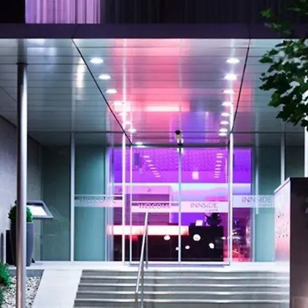 Doubletree By Hilton Frankfurt Niederrad فندق