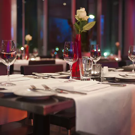 Doubletree By Hilton Frankfurt Niederrad 4*