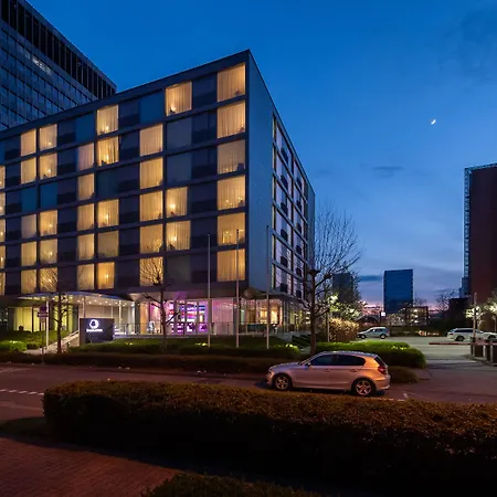 فندق Doubletree By Hilton Frankfurt Niederrad
