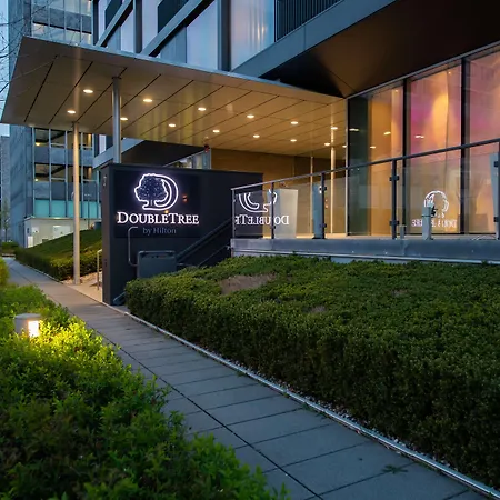 Szálloda Doubletree By Hilton Frankfurt Niederrad 4*