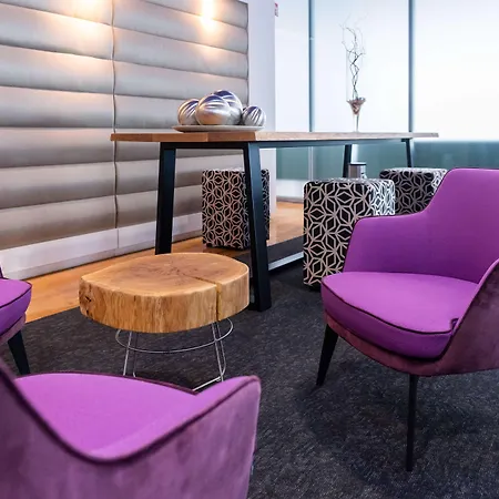 Doubletree By Hilton Frankfurt Niederrad Hotell Frankfurt am Main