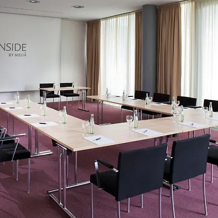 Hotell Doubletree By Hilton Frankfurt Niederrad