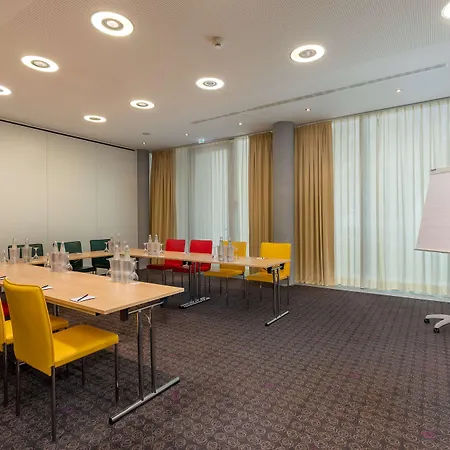 Doubletree By Hilton Frankfurt Niederrad Hotell 4*