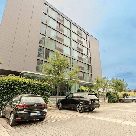 Szálloda Wyndham Frankfurt Niederrad