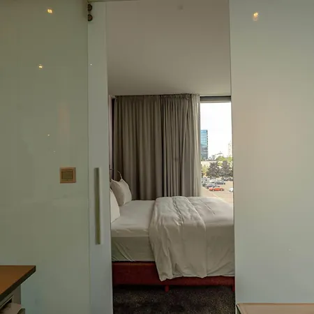 Szálloda Wyndham Frankfurt Niederrad 4*
