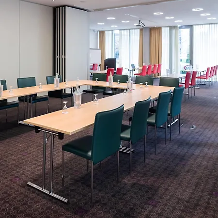Wyndham Frankfurt Niederrad Hotel 4*