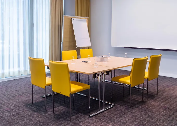 Doubletree By Hilton Frankfurt Niederrad 호텔 4*