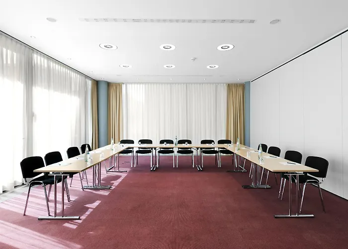 Hotel Doubletree By Hilton Frankfurt Niederrad 4*